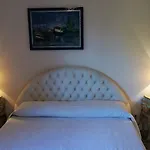 Bed & Breakfast Pergolesi 4*