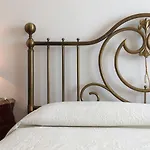 Bed & Breakfast Pergolesi 4*