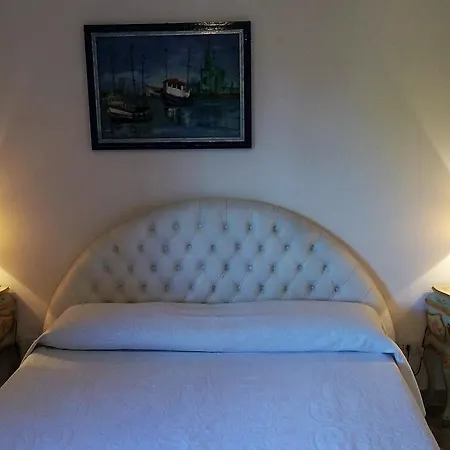 Pergolesi Bed & Breakfast 3*
