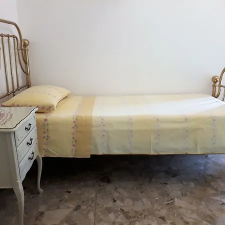 Oda ve Kahvaltı Pergolesi