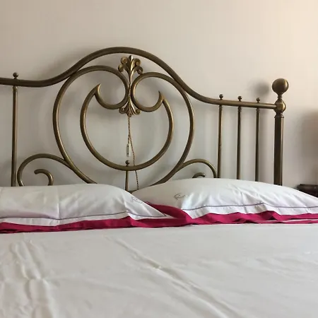 Oda ve Kahvaltı Pergolesi